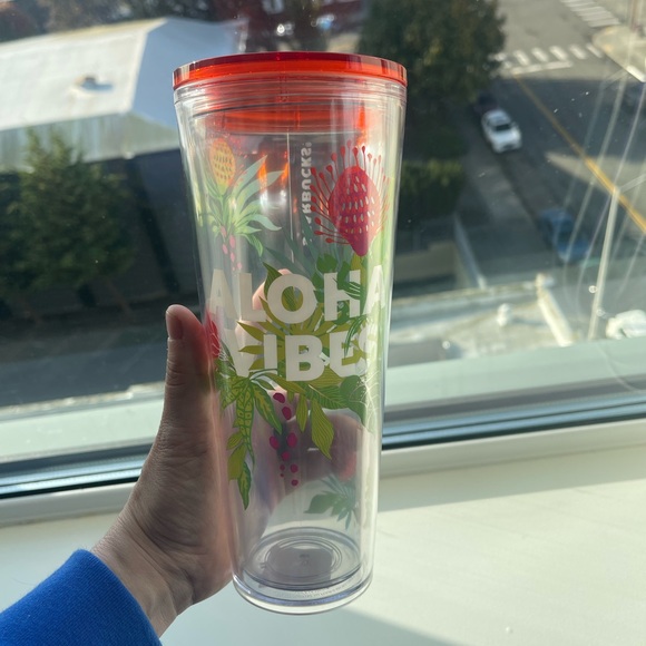 Aloha edition plastic Starbucks tumbler - Picture 1 of 3